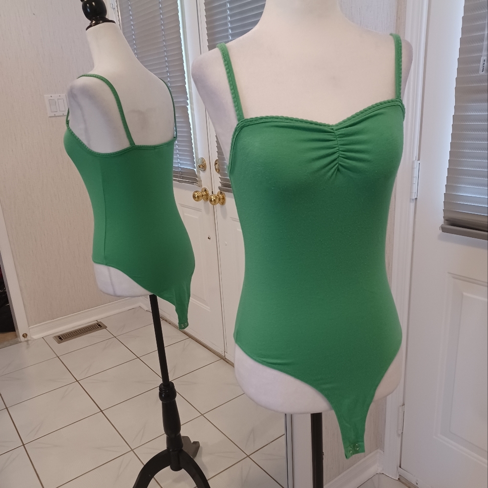 4/$60 Green Bodysuit - Size Small